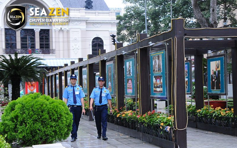 Nhân viên Kubet có nhiệm vụ đi tuần tra, kiểm soát, giám sát mục tiêu